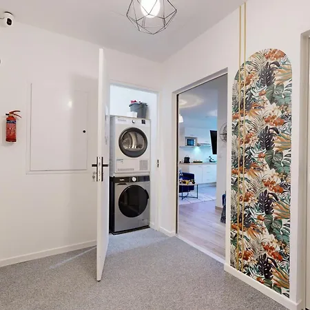 Expat Renting - Le Chic - Netflix - Proche Gare Apartment